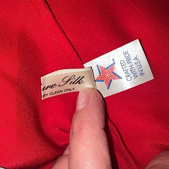 Van Tisse Vintage Red Tie-Neck 100% Silk Halter Luxury Top, Medium USA - Picture 7 of 8